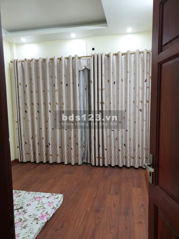 Bán nhà độc nhất lô góc ngõ nông đường Trương Định, Hoàng Mai, dt 40m2, 4 tầng, giá bán 3.2 tỷ