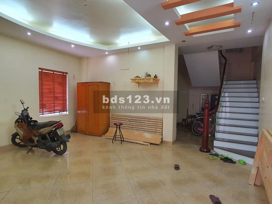 Siêu Hot Bán Nhà Chính Chủ Nguyễn Ngọc Vũ Cầu Giấy 68m Lô Góc sổ đỏ chính chủ