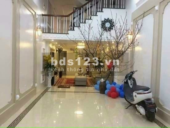 Bán nhà MP Hai Bà Trưng, dt 58.8m2, 4 tầng, mt 4.2m, gara, 4 ngủ, KD cực tốt, chỉ 5.05 tỷ