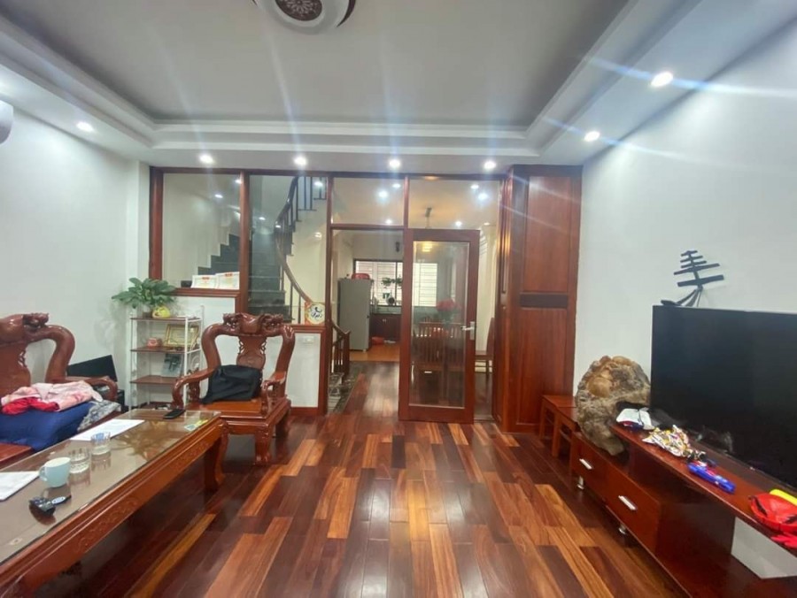 Bán liền kề khu đô thị Văn Phú, Hà Đông dt 84m2, 4 tầng, mt 5m, giá bán 8.9 tỷ