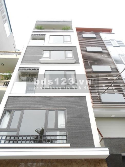 Bán nhà nhỉnh 12 tỷ có nhà 6 tầng mặt phố ngay đại học Y Hà Nội, lhcc