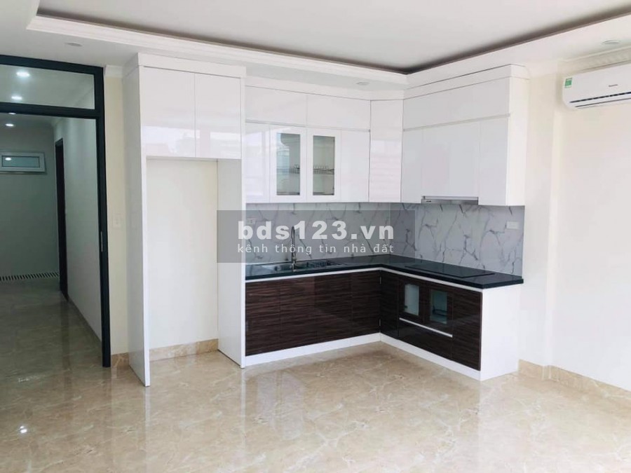 Siêu Vip Quận Cầu Giấy nhà 7 tầng đúc khu nhiều cán bộ cao cấp sinh sống, còn mới