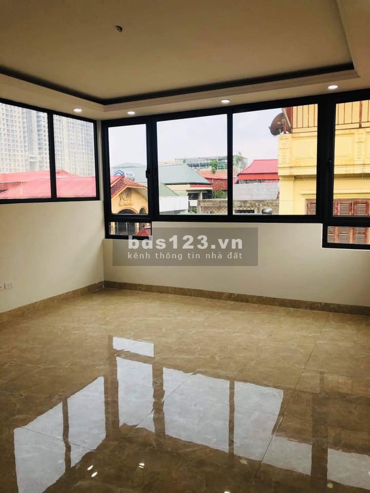 Siêu Vip Quận Cầu Giấy nhà 7 tầng đúc khu nhiều cán bộ cao cấp sinh sống, còn mới
