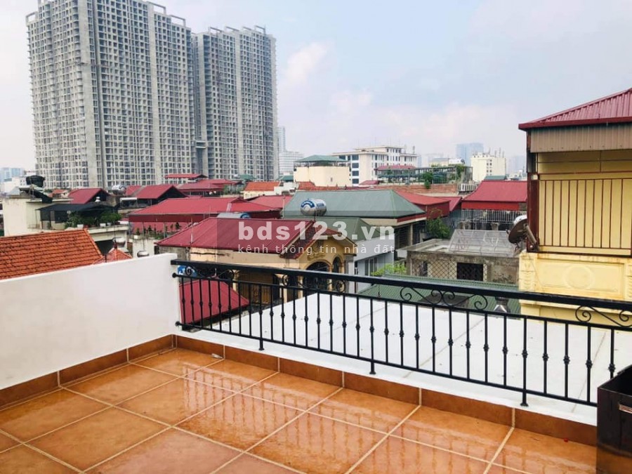 Siêu Vip Quận Cầu Giấy nhà 7 tầng đúc khu nhiều cán bộ cao cấp sinh sống, còn mới