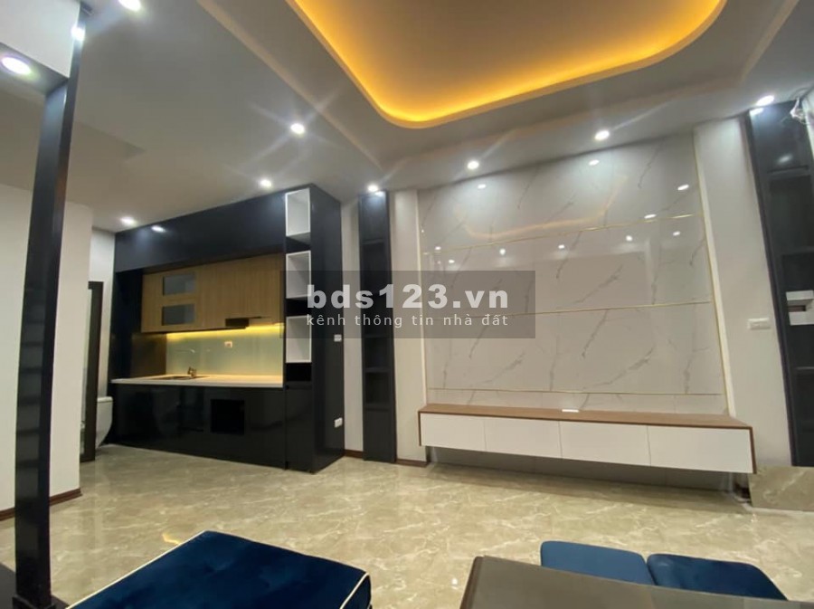 Bán nhà ngõ 27 Đường Võ Chí Công, Q.Cầu Giấy, Ô tô, Ngõ rộng, thoáng, 35m2x5tầng