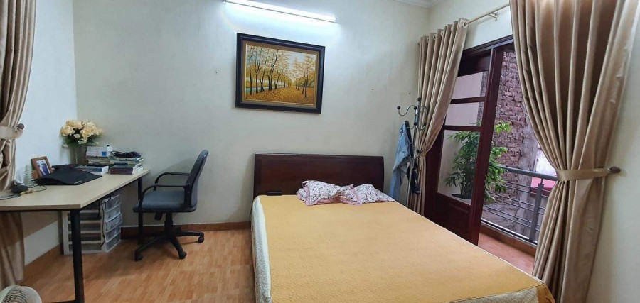 Chính chủ bán nhà phố Vương Thừa Vũ, dt 80m2, ngõ ô tô giá 7 tỷ, sổ đỏ