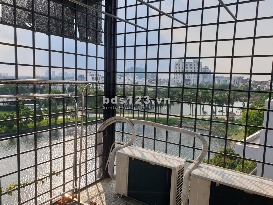 Bán nhà mặt phố Yên Hoa, view Hồ Tây, nhà 2 mặt phố ,7 tầng thang máy, kd cực tốt, giá 20 tỷ