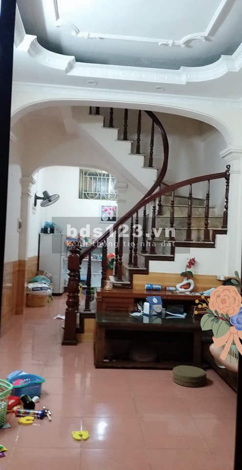 Bá gác đổ cửa ở sướng hường trọn mọi tiện ích đô thị Linh Đàm, 4 tầng giá 3.4 tỷ