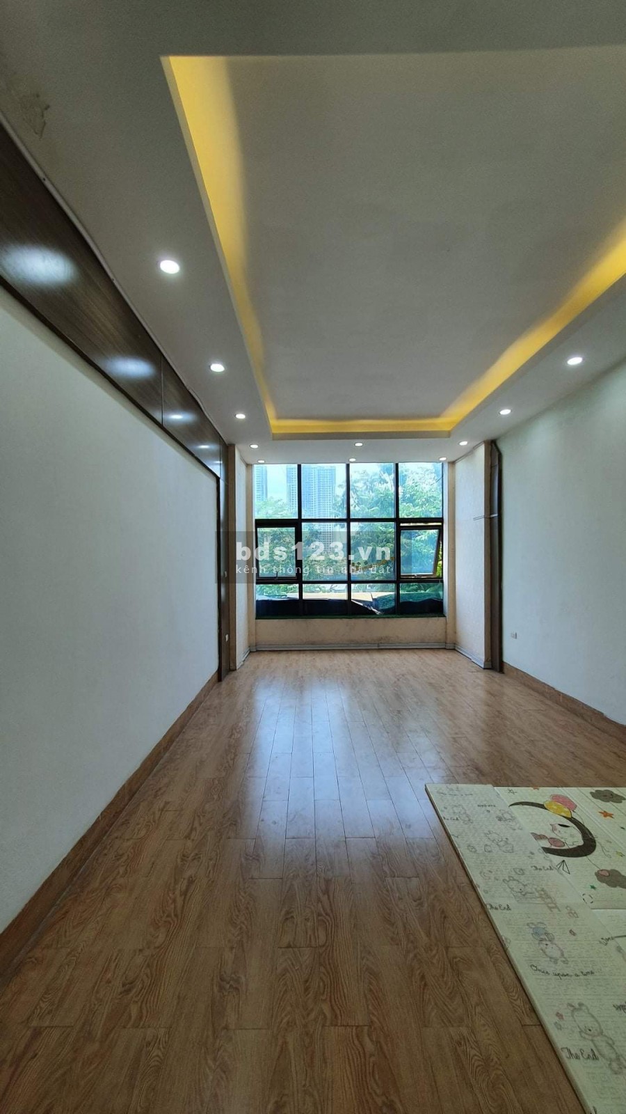 Bán Nhà Mặt phường Trần Vỹ ,Quận Cầu Giấy, vỉa hè 5m, giá Nhỉnh 2x tỷ