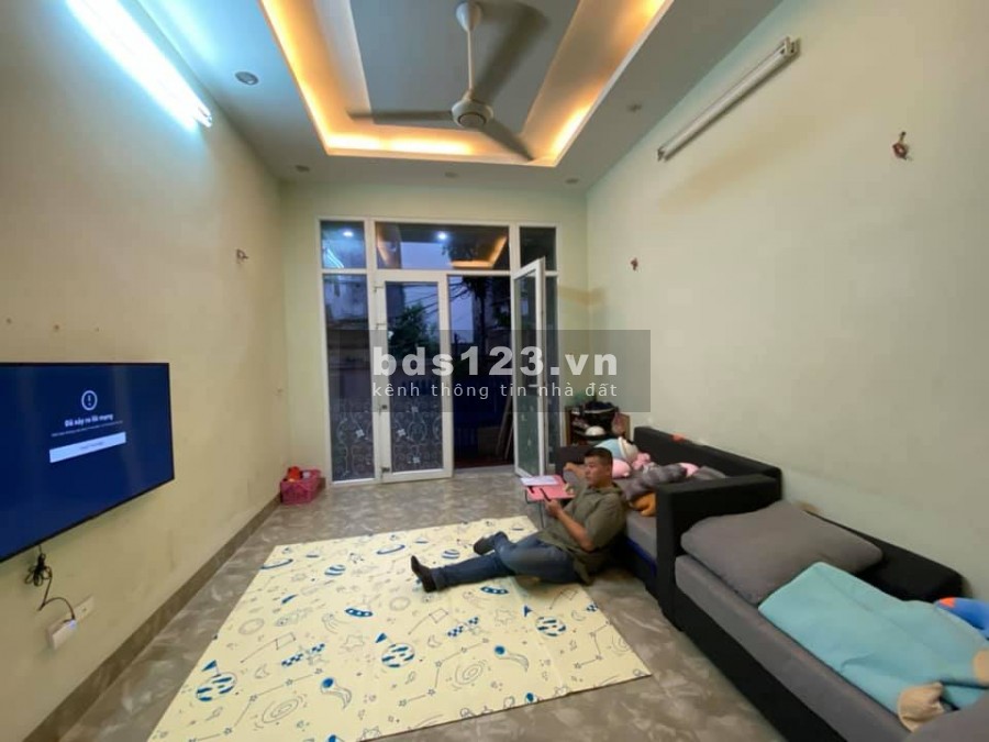 Bán nhà Phạm Văn Đồng, 5 tầng, 39m2, giá 3.5 tỷ, gần ĐH Quốc gia HN