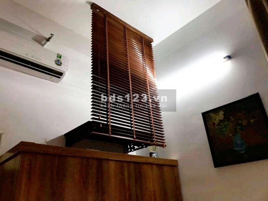 Căn hộ chung cư mini 45m tầng 6 3PN cho thuê được 6tr. Hồ Tùng Mậu Giá 890tr bao sang tên