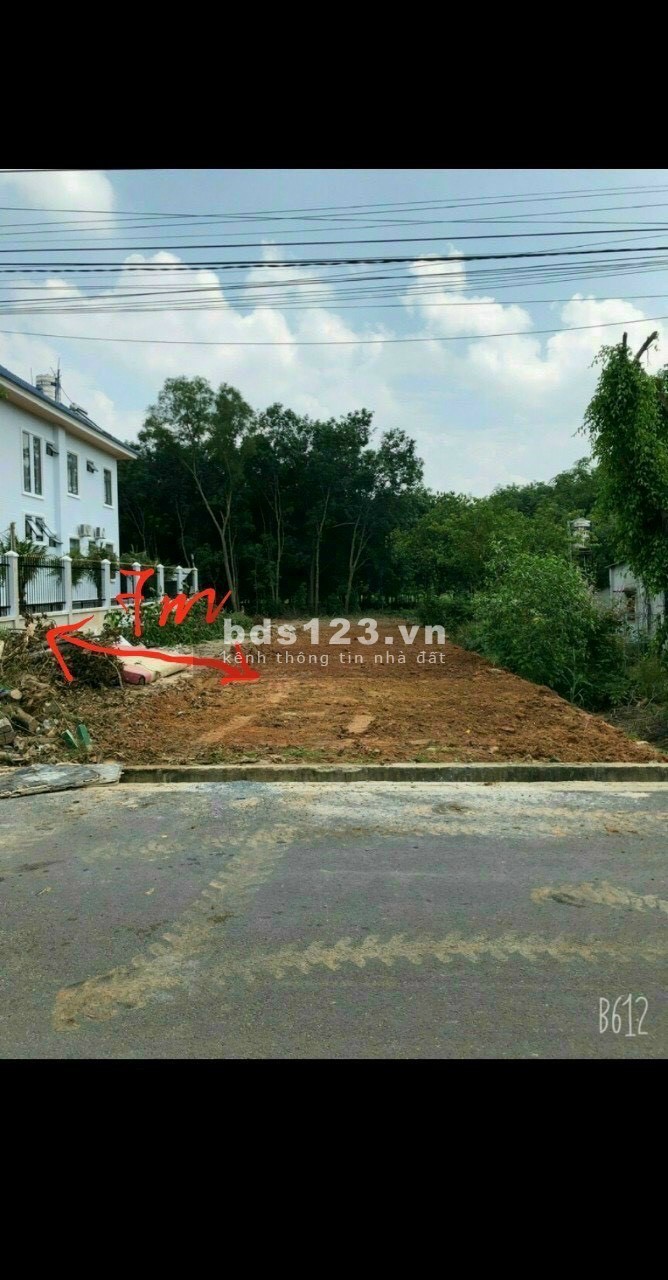 Kẹt tiền bán gấp lô đất diện tích 100m2 phường Tân Định thị xã Bến Cát, sổ riêng