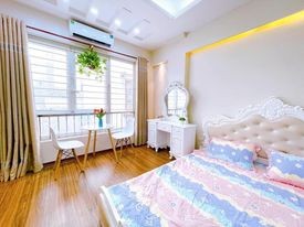 Bán CCMN Trung Kính, Cầu Giấy, dt 50m2 5 Tầng Dòng Tiền Ổn Định, Giá 5,69 Tỷ