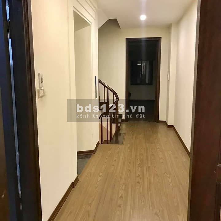 Giá chào mới 12.5 tỷ Nguyễn Khánh Toàn, dt 90m2, 6 tầng đúc, tặng toàn bộ nội thất, lhcc