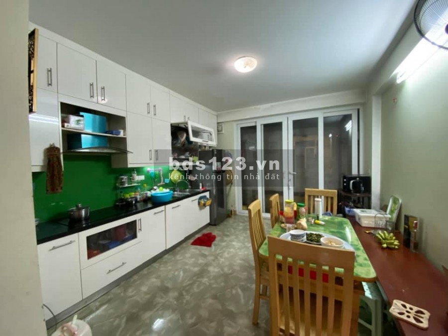 Bán nhà Phạm Văn Đồng, 5 tầng, 39m2, giá 3.5 tỷ, gần ĐH Quốc gia HN