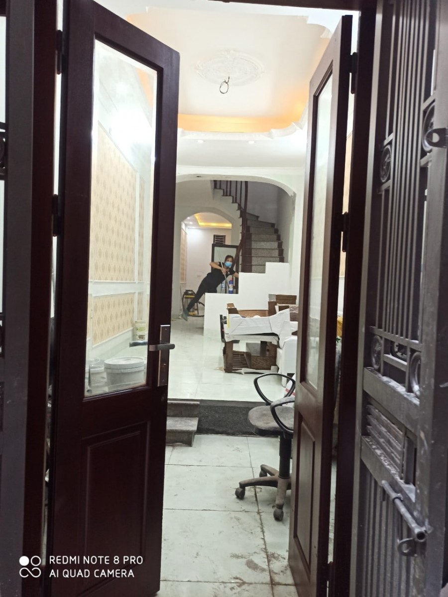 Bán nhà phố Bùi Xương Trạch, Thanh Xuân dt 50m2, 4 tầng, tiện ích ngập tràn, giá 4.5 tỷ
