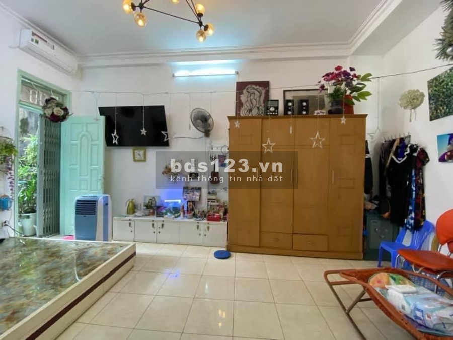 Bán nhà đẹp ở ngay, Khương Thượng, Quận Đống Đa, dt 45m2, 5 tầng đúc, gái bán 4.75 tỷ