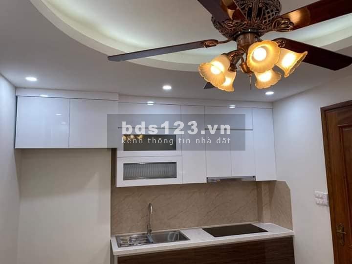 Bán nhà khu phân lô đẹp nhất Thái Hà, nhà xây mới đẹp, có gara oto 40m x 5tầng giá 8.5tỷ