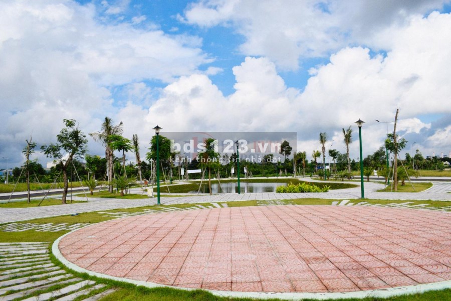 1 nhà góc duy nhất tại Tiến Lộc Garden, 2 MT đường HL12, ưu đãi mùa dịch LH 0906861505