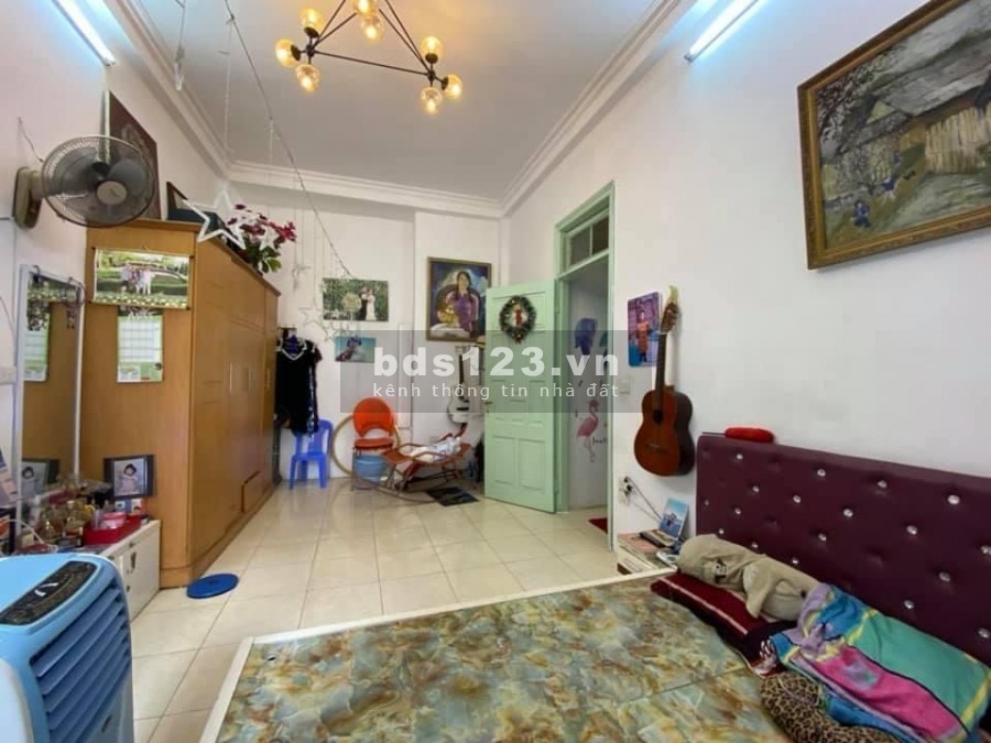 Bán nhà đẹp ở ngay, Khương Thượng, Quận Đống Đa, dt 45m2, 5 tầng đúc, gái bán 4.75 tỷ