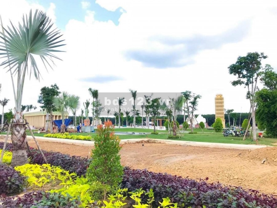 Bán nhà phố leìn kề tại dự án Century City pháp lý hoàn thiện, thi công hạ tầng thần tốc