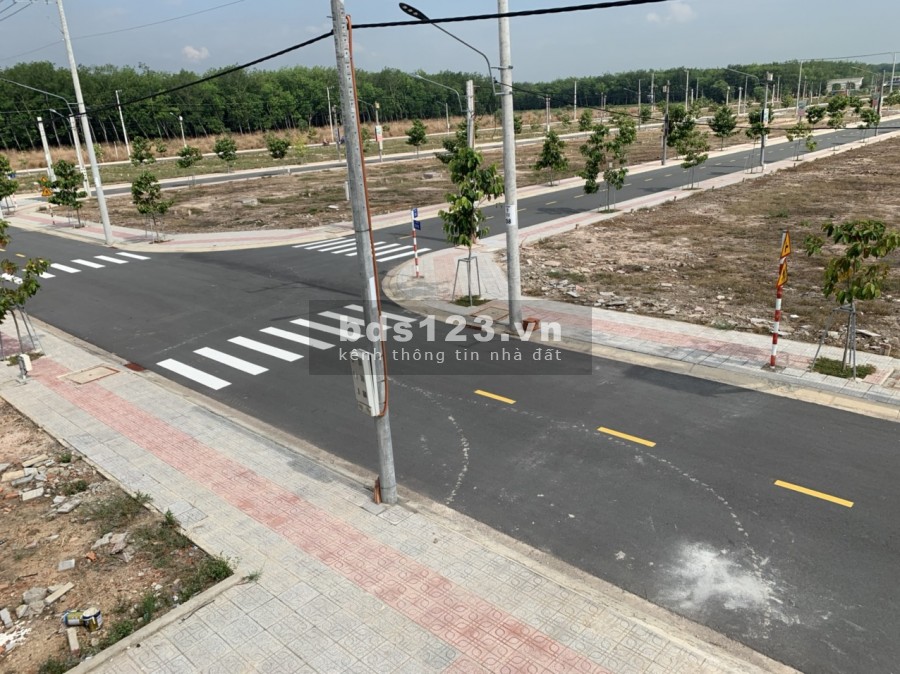Đất nền Bình Dương. Thổ cư 100%. Sổ hồng riêng. Sang tên ngay trong ngày.