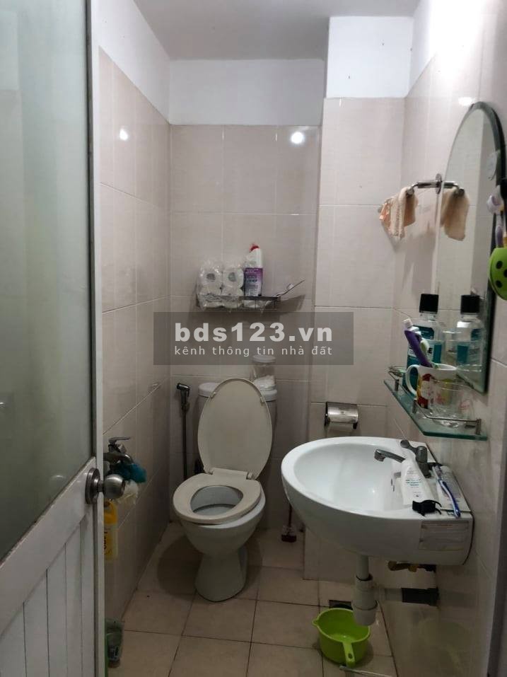 Bán nhà 3 tầng BTCT Đồng Đen Bàu Cát diện tích 41m2 giá mùa dịch chỉ nhỉnh 4tỷ