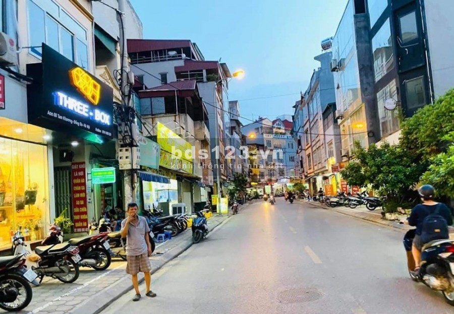 Bán nhà nhỉnh 12 tỷ có nhà 6 tầng mặt phố ngay đại học Y Hà Nội, lhcc