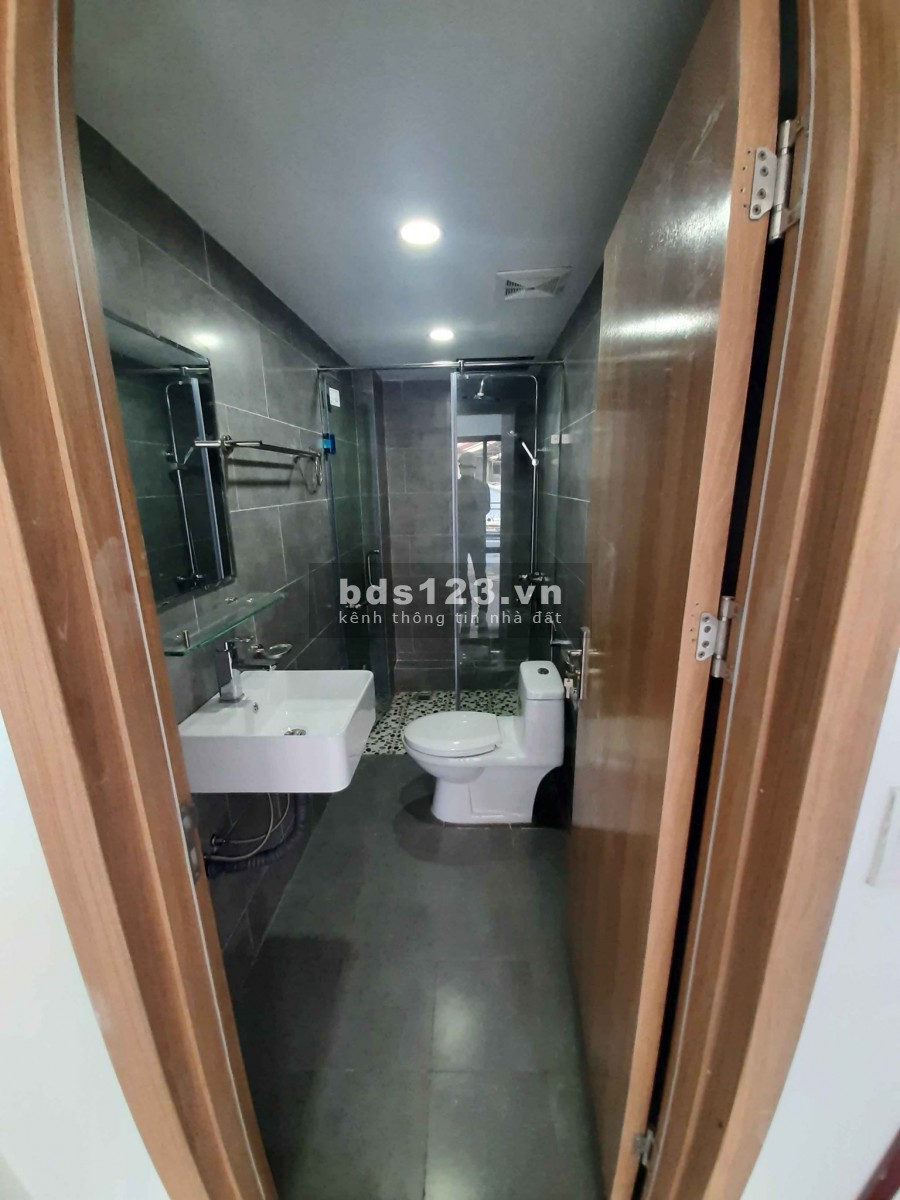 Bán nhà nguyên căn Khương Trung, dt 45m2, ngõ nông, mt 4m, giá nhỉnh 3 tỷ, lhcc