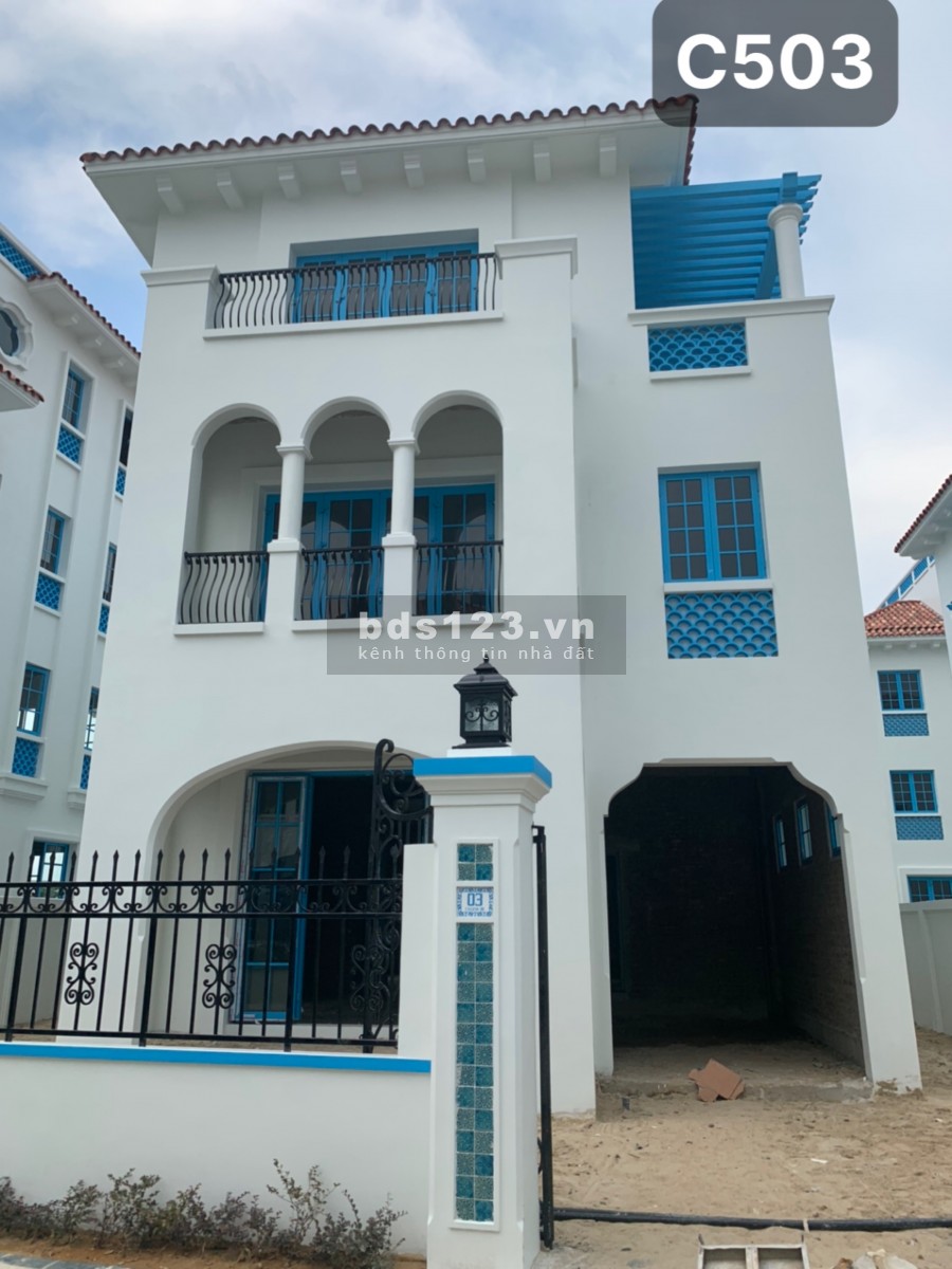 Chuyển nhượng căn biệt thự đơn lập Sun Grand City Feria Hạ Long lh 0849271084
