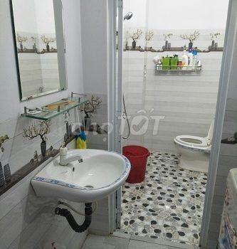 Gia đình về Bắc sinh sống cần bán lại căn nhà 1 trệt 1 lầu 125m2, gần khu du lich Đại Nam, dân đông