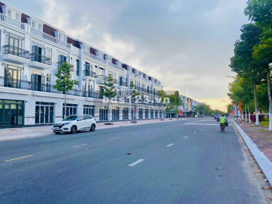 Chủ đầu tư mở bán nhà phố thượng lưu lk78 Mekong Centre Sóc Trăng sổ sẵn