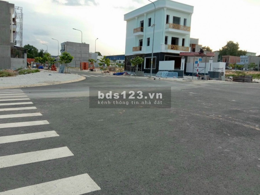 Cần Bán Lô Đất Nền 2 Mặt Tiền Giá Rẻ Tại Tân Uyên, tiện đầu tư, sinh lời cao
