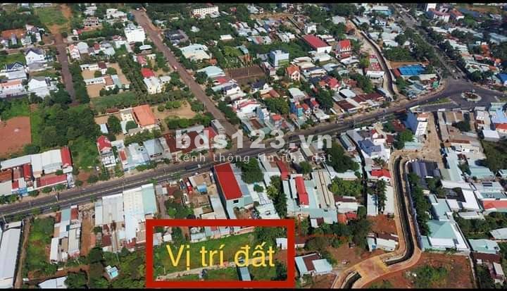 Bán đất nằm ngay Trung Tâm thành phố Đồng Xoài, đã có sổ hồng riêng, thổ cư
