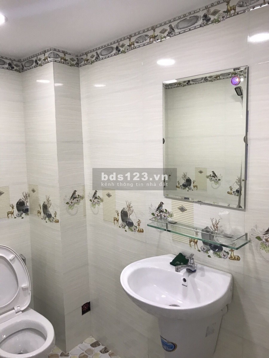 Cần bán nhà diện tích sử dụng 40m2, hẻm ô tô, Nguyễn thượng Hiền f5, Bình Thạnh