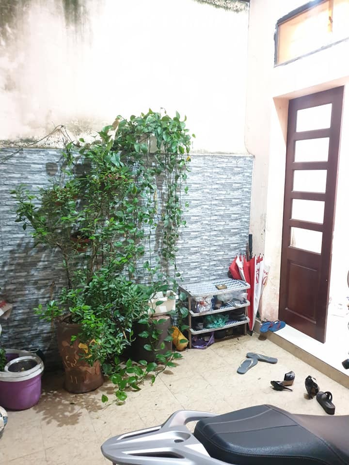 Bán nhà Vũ Hữu, Thanh Xuân dt 62m2, 4 tầng, ngõ thông, ô tô, kd, giá 7,7 tỷ