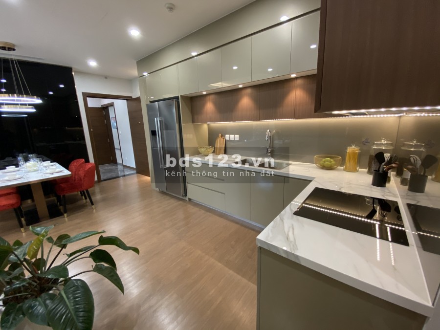 Bán giá 3.8 tỷ căn hộ 3 phòng ngủ Imperia Garden dt 121m2, lh 0708230985