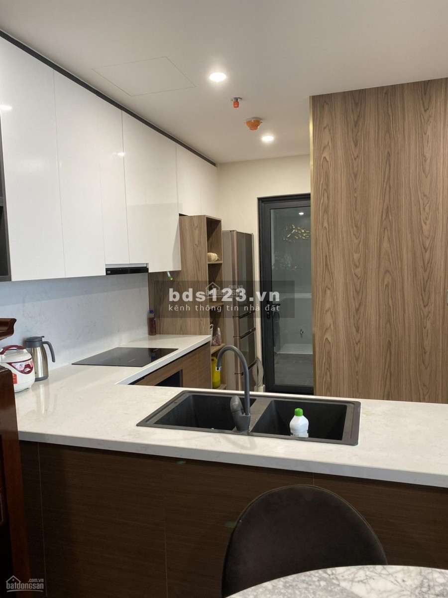 Căn 2PN + 1 rẻ nhất toà S2 Sunshine City dt 86m2 thông thủy. Giá: 2.9 tỷ (full đồ rời)