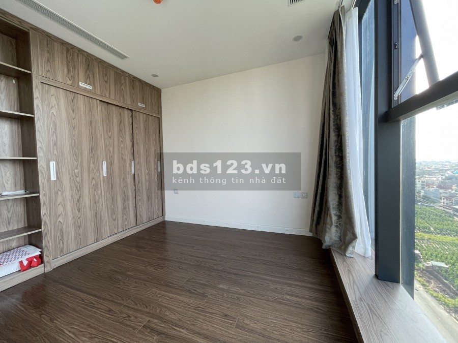 Căn 2PN + 1 rẻ nhất toà S2 Sunshine City dt 86m2 thông thủy. Giá: 2.9 tỷ (full đồ rời)