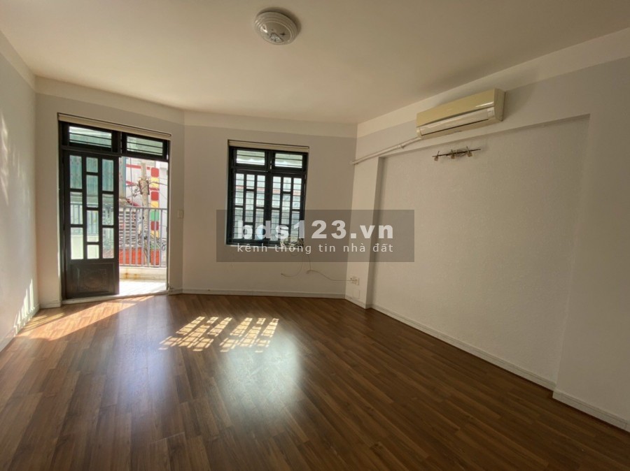 Cho thuê nhà HXH 463 Lê Đức Thọ, P.16, Gò Vấp, 6x10m, 1 trệt, 3 lầu, 12 triệu/tháng