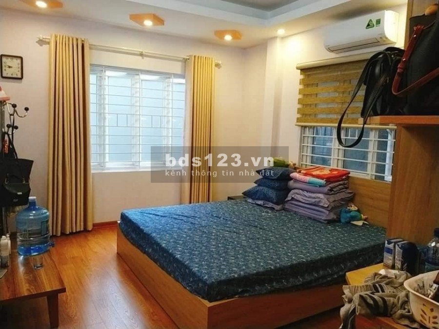 (Bán Gấp) Nhà Phố Trần Thái Tông 64M2 x 5 Tầng, Ngõ rộng kinh doanh SPA. Giá: 5.8 tỷ