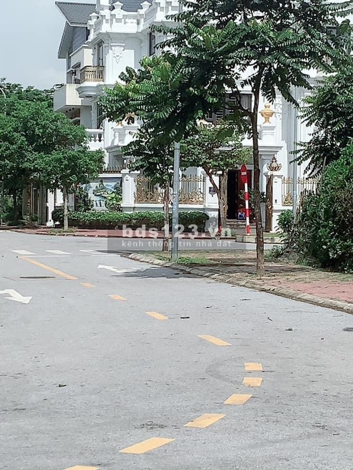 Bán đất nhà vườn đẹp trung tâm thành phố, hướng nam mát quanh năm, giá tốt