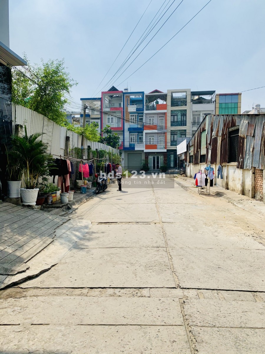 Bán đất nền siêu rẻ gần bệnh viện Bình Tân, sổ chính chủ, pháp lí đủ, giá 28 tỷ