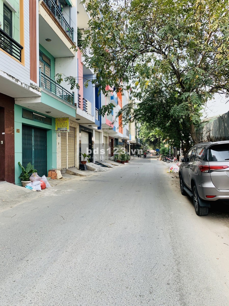 Bán đất nền siêu rẻ gần bệnh viện Bình Tân, sổ chính chủ, pháp lí đủ, giá 28 tỷ