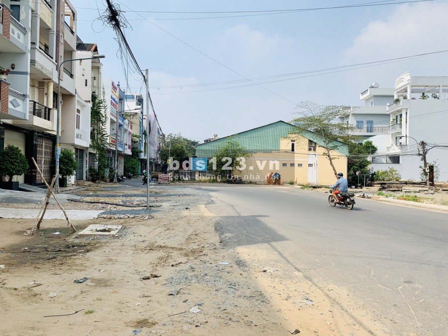 Bán đất nền siêu rẻ gần bệnh viện Bình Tân, sổ chính chủ, pháp lí đủ, giá 28 tỷ