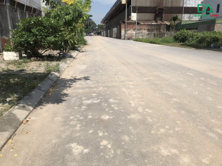 Bán đất đấu giá X8 Nguyên Khê Đông Anh gần QL3 dt 79m2 giá 2.99 tỷ