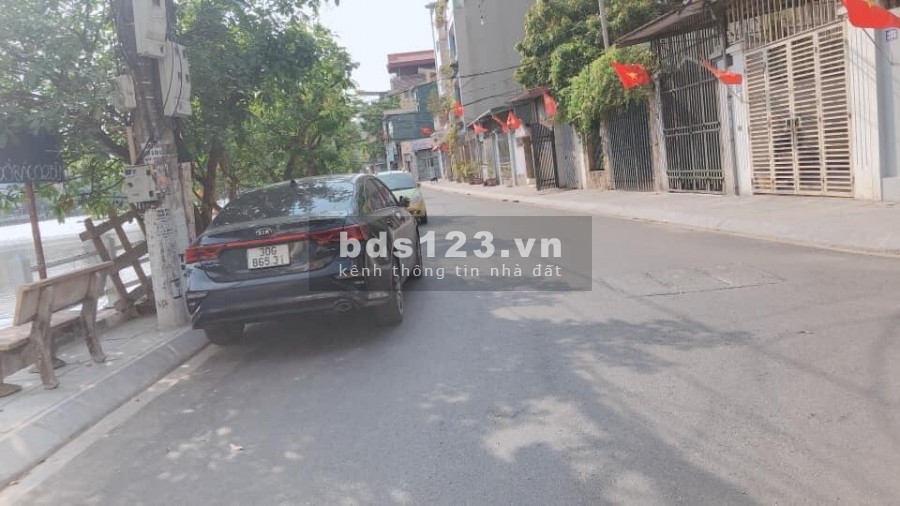 Nhà đẹp Lạc Trung, dt 60m2, 5 tầng ô tô đỗ cửa vỉa hè 2 bên kinh doanh đỉnh, giá chào 5 tỷ