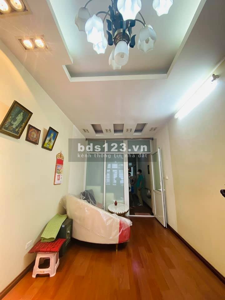 Nhà đẹp Lạc Trung, dt 60m2, 5 tầng ô tô đỗ cửa vỉa hè 2 bên kinh doanh đỉnh, giá chào 5 tỷ