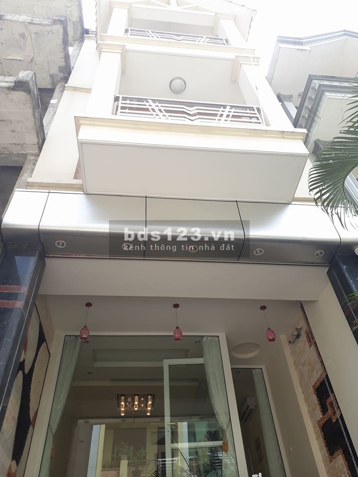 Cho thuê nhà 4 tầng diện tích sử dụng 45m2 Thụy Khuê, làm việc nhanh