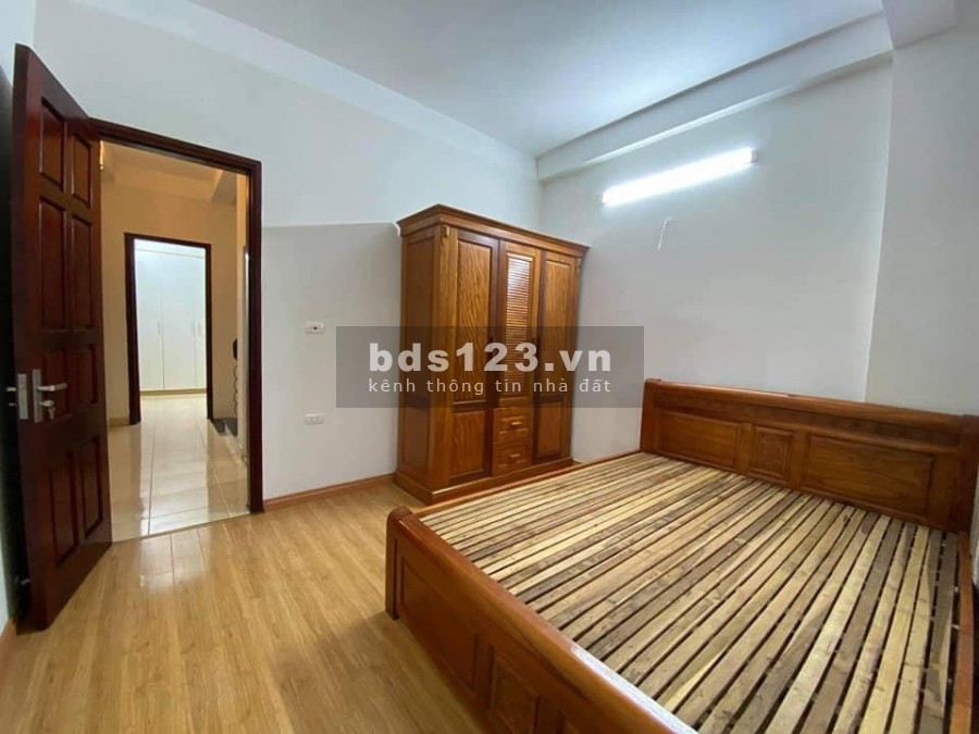 Gấp bán gấp, nhà Thạch Bàn, Tặng Nội Thất diện tích 42m2, 4 tầng, giá nhỉnh 3 tỷ